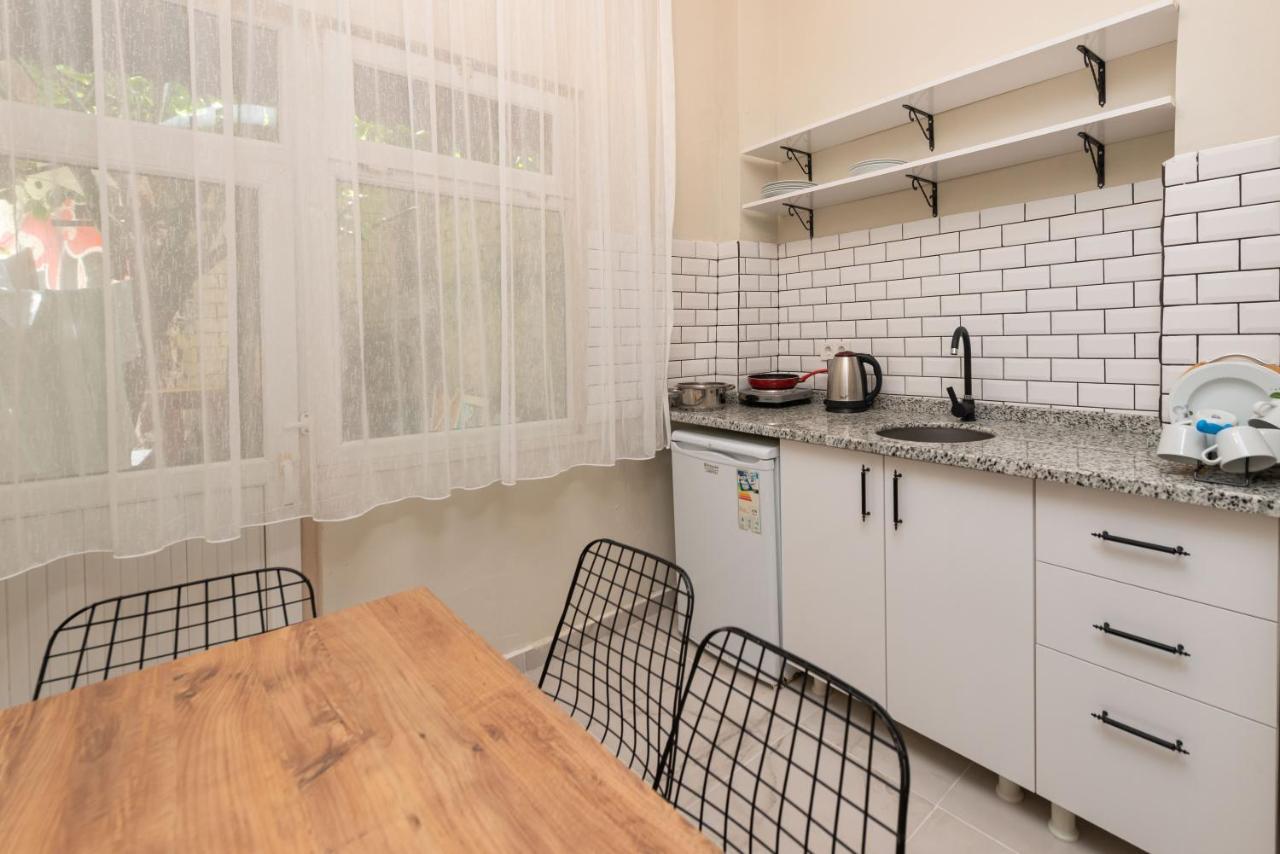 Nora Aparts Aparthotel Истанбул Екстериор снимка